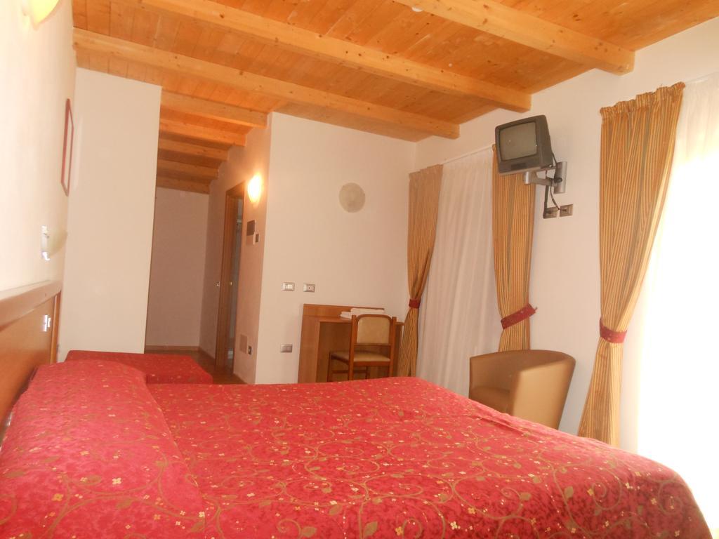 Montebaldina Hotel San Zeno di Montagna